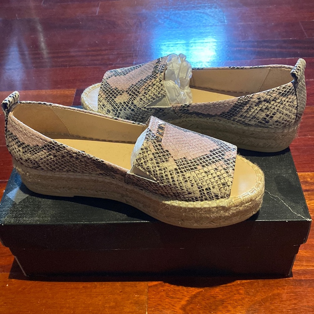 NEW DKNY Platform Sandal